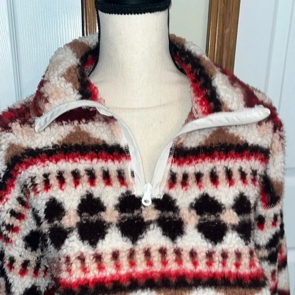 Aerie Printed Sherpa Pullover - Picture 2 of 9